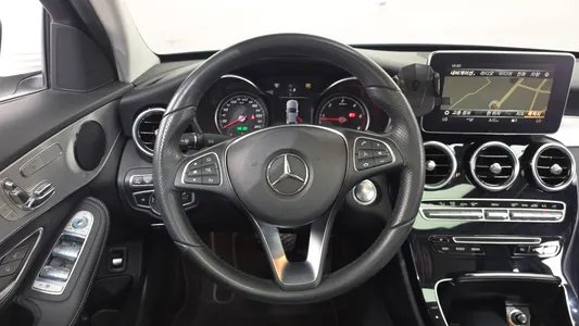 Mercedes-Benz C-Class W205 C220 d 2018 12
