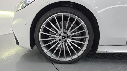 Mercedes-Benz S-Class W223 S500L 4MATIC 2025 5