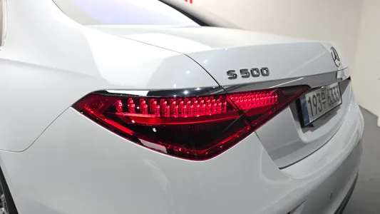Mercedes-Benz S-Class W223 S500L 4MATIC 2025 23