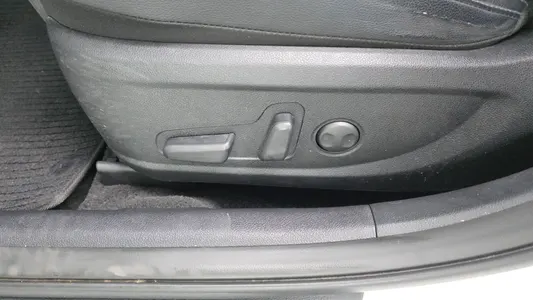 Kia K5 2 2.0 2018 31