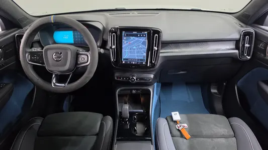 Volvo C40 2022 7
