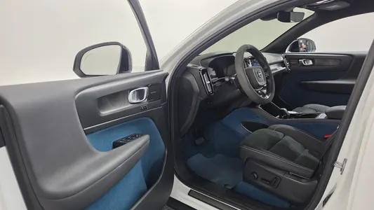 Volvo C40 2022 10