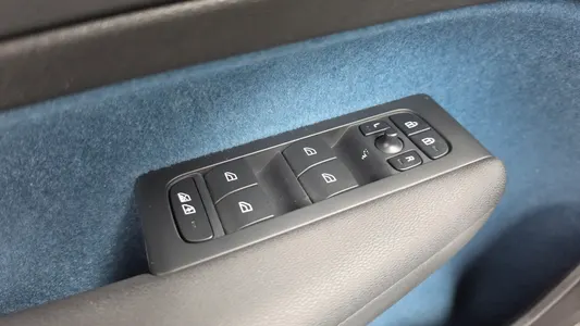 Volvo C40 2022 35