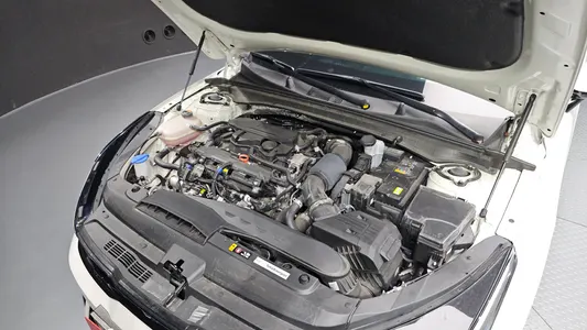Kia K5 3 1.6 2025 6