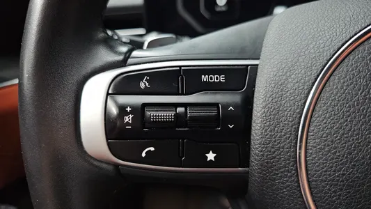 Kia K5 3 1.6 2025 28