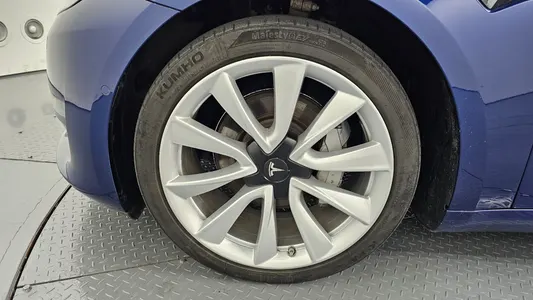 Tesla 3 AWD 2020 5