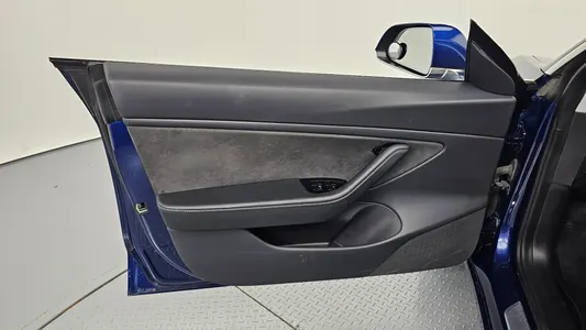 Tesla 3 AWD 2020 25
