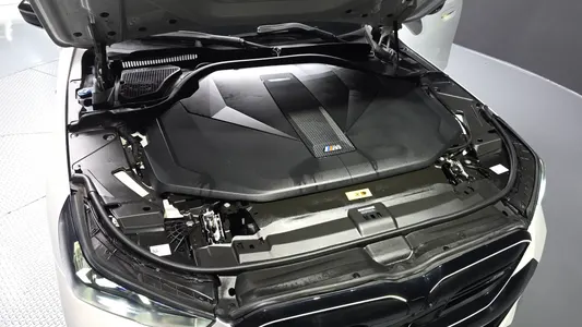 BMW i5 (G60) M60 xDrive 2023 6