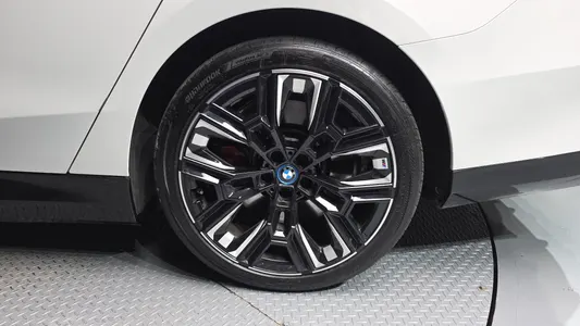 BMW i5 (G60) M60 xDrive 2023 22