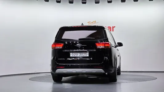 Kia 카니발 9 2017 4