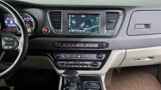 Kia 카니발 9 2017 14
