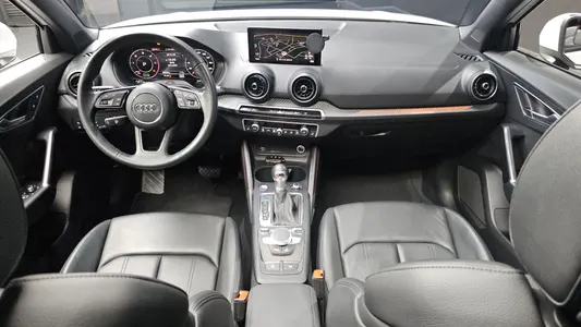 Audi Q2 35 TDI 2020 6