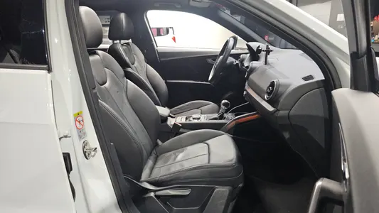 Audi Q2 35 TDI 2020 11