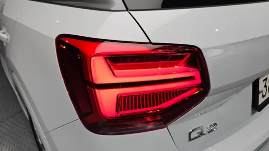 Audi Q2 35 TDI 2020 23