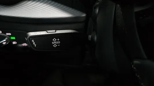 Audi Q2 35 TDI 2020 29