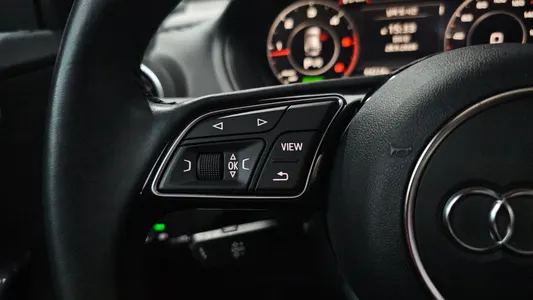 Audi Q2 35 TDI 2020 30