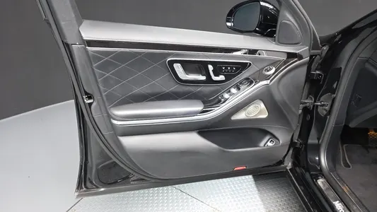 Mercedes-Benz S-Class W223 S580L 4MATIC 2022 24