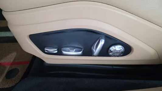 Porsche (971) 2.9 AWD E- 2018 31