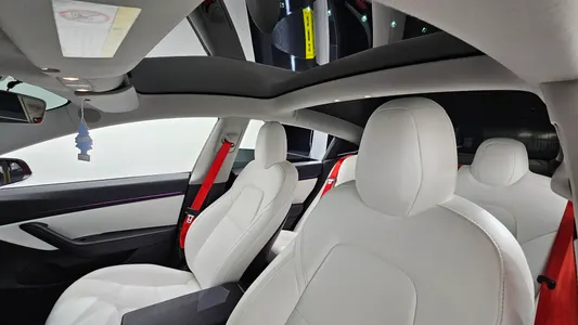 Tesla 3 AWD 2020 19