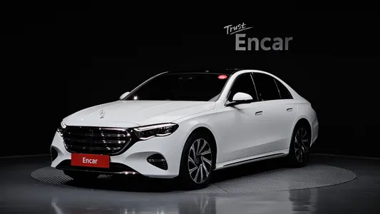 Mercedes-Benz E-Class W214 E300 4MATIC 2025