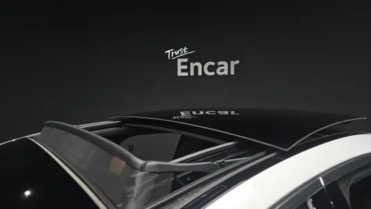 Mercedes-Benz E-Class W214 E300 4MATIC 2025 19