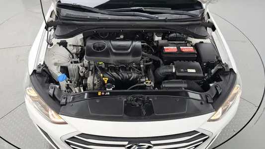 Hyundai AD 1.6 GDI 2018 6