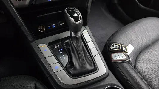 Hyundai AD 1.6 GDI 2018 9