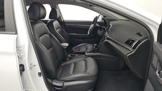 Hyundai AD 1.6 GDI 2018 11