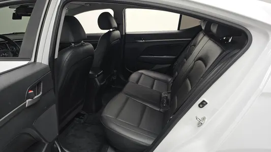 Hyundai AD 1.6 GDI 2018 27