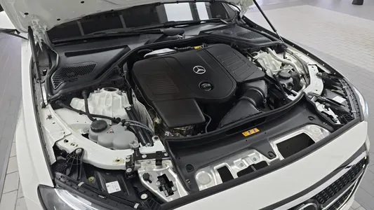 Mercedes-Benz E-Class W214 E300 4MATIC AMG Line 2024 6
