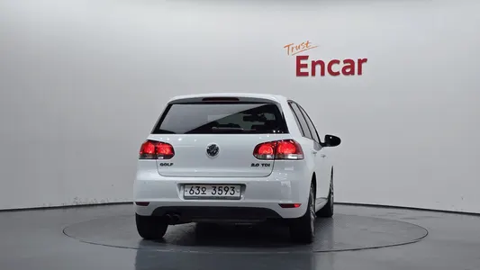 Volkswagen 6 2.0 TDI 2010 4
