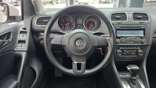 Volkswagen 6 2.0 TDI 2010 13