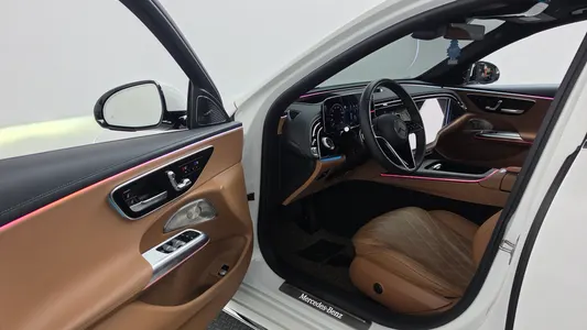 Mercedes-Benz E-Class W214 E450 4MATIC 2024 10