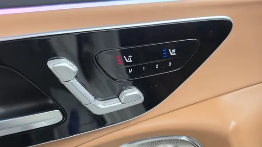 Mercedes-Benz E-Class W214 E450 4MATIC 2024 38