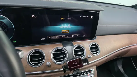 Mercedes-Benz E-Class W213 E250 2020 13