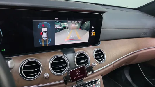 Mercedes-Benz E-Class W213 E250 2020 16