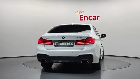BMW 5 Series (G30) 540i xDrive M 2018 4