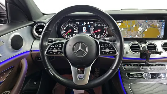 Mercedes-Benz E-Class W213 E250 2019 13