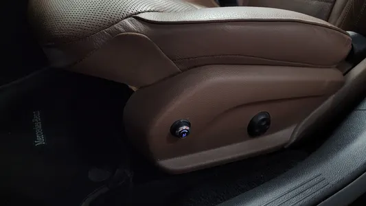 Mercedes-Benz E-Class W213 E250 2019 17