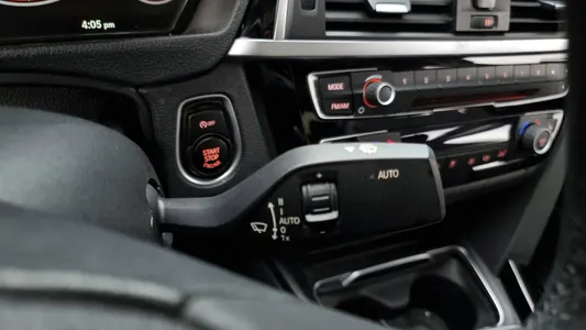 BMW 3 Series (F30) 320d 2017 17