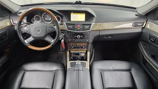 Mercedes-Benz E-Class W212 E350 4MATIC 2010 7