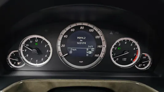 Mercedes-Benz E-Class W212 E350 4MATIC 2010 8