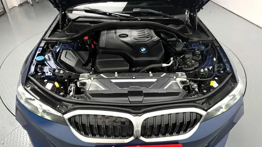 BMW 3 Series (G20) 320i 2023 6