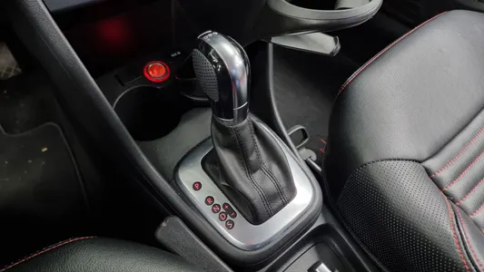 Volkswagen 폴로 1.6 TDI R-Line 2013 9
