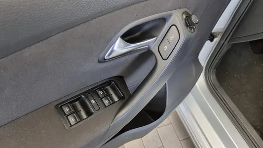 Volkswagen 폴로 1.6 TDI R-Line 2013 17