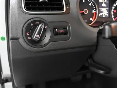 Volkswagen 폴로 1.6 TDI R-Line 2013 18
