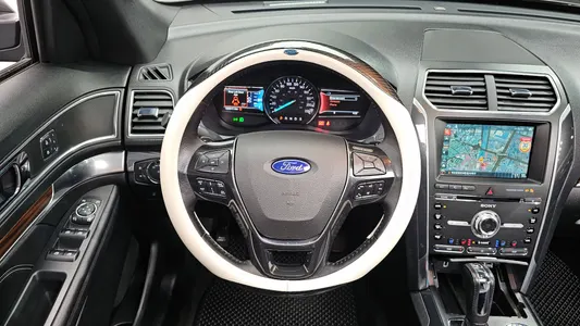 Ford 익스플로러 2.3 4WD 2017 13