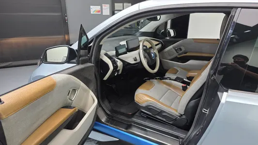 BMW i3 2014 10