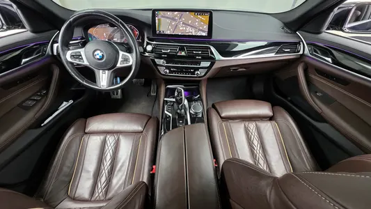 BMW 5 Series (G30) 523d M 2021 7
