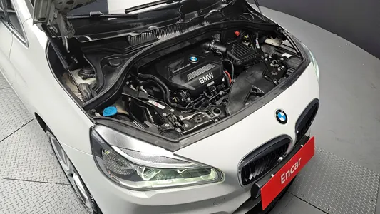 BMW 2 Series Tourer (F45) 2015 6